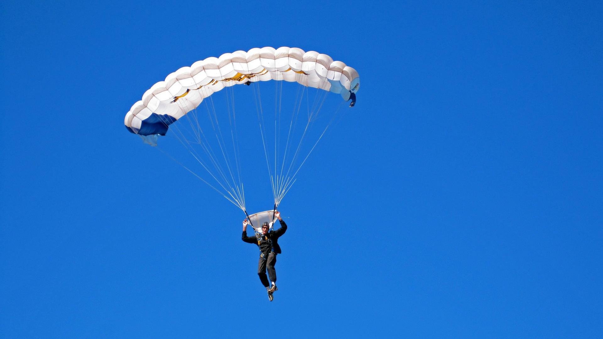 篮球梦见证奋斗与荣耀共生